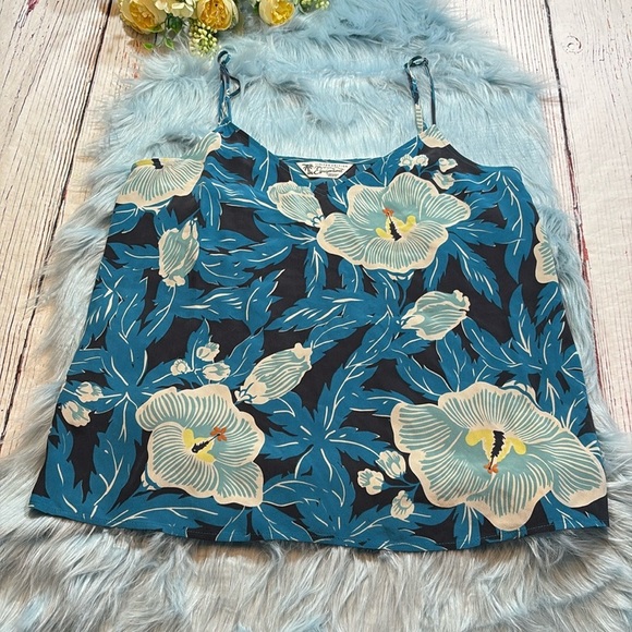 Limited Edition Equipment Silk Hawaiian Floral Flower Tank sz S - Picture 1 of 8